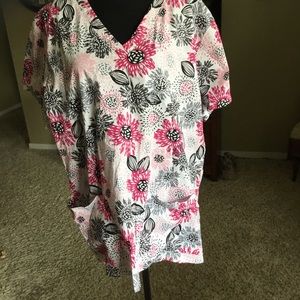 Med Couture 3XL Scrub Top